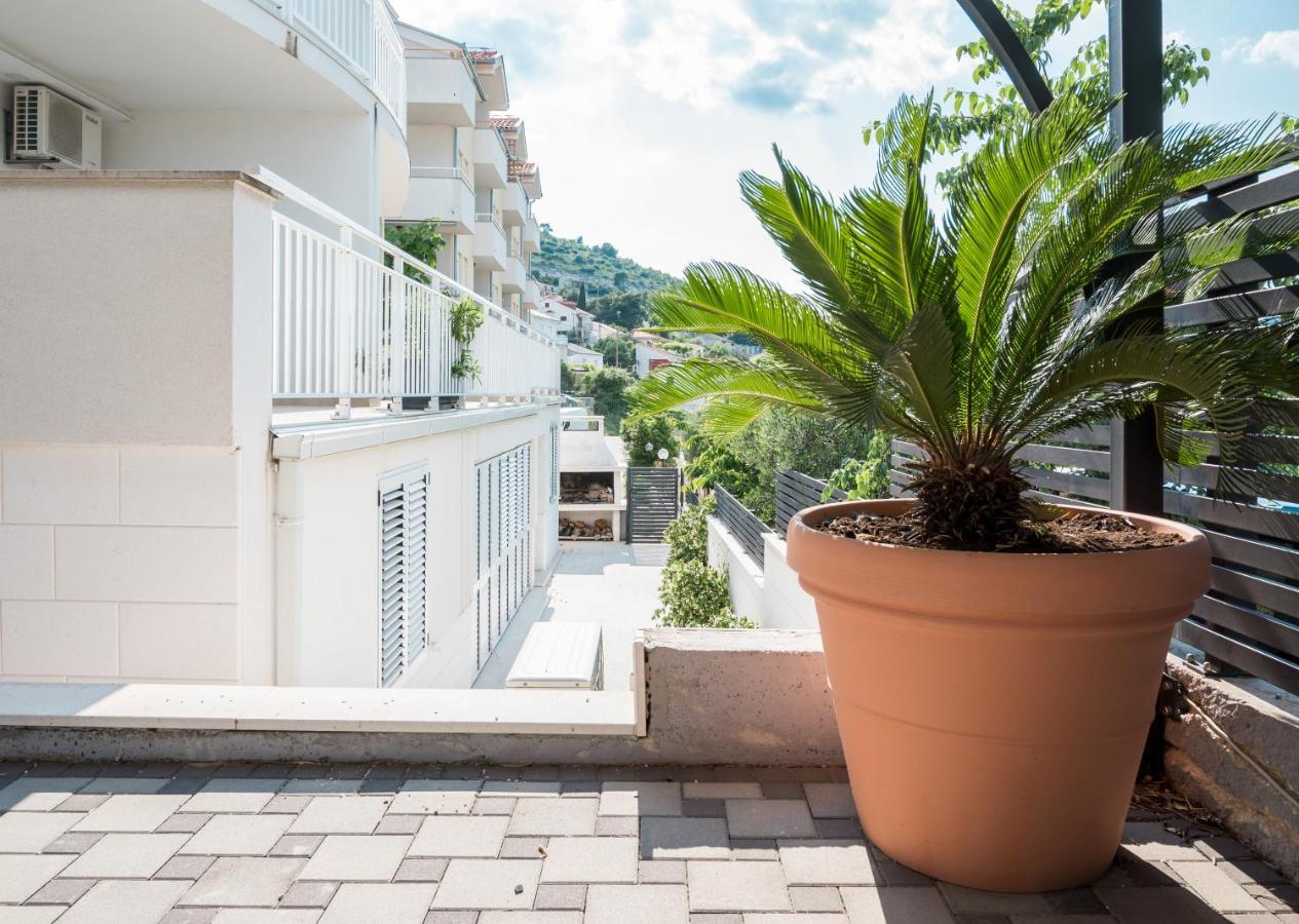 Vdl Apartments Trogir Bagian luar foto