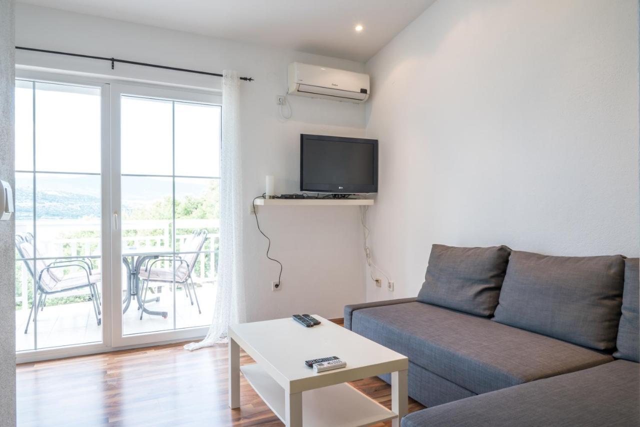 Vdl Apartments Trogir Bagian luar foto