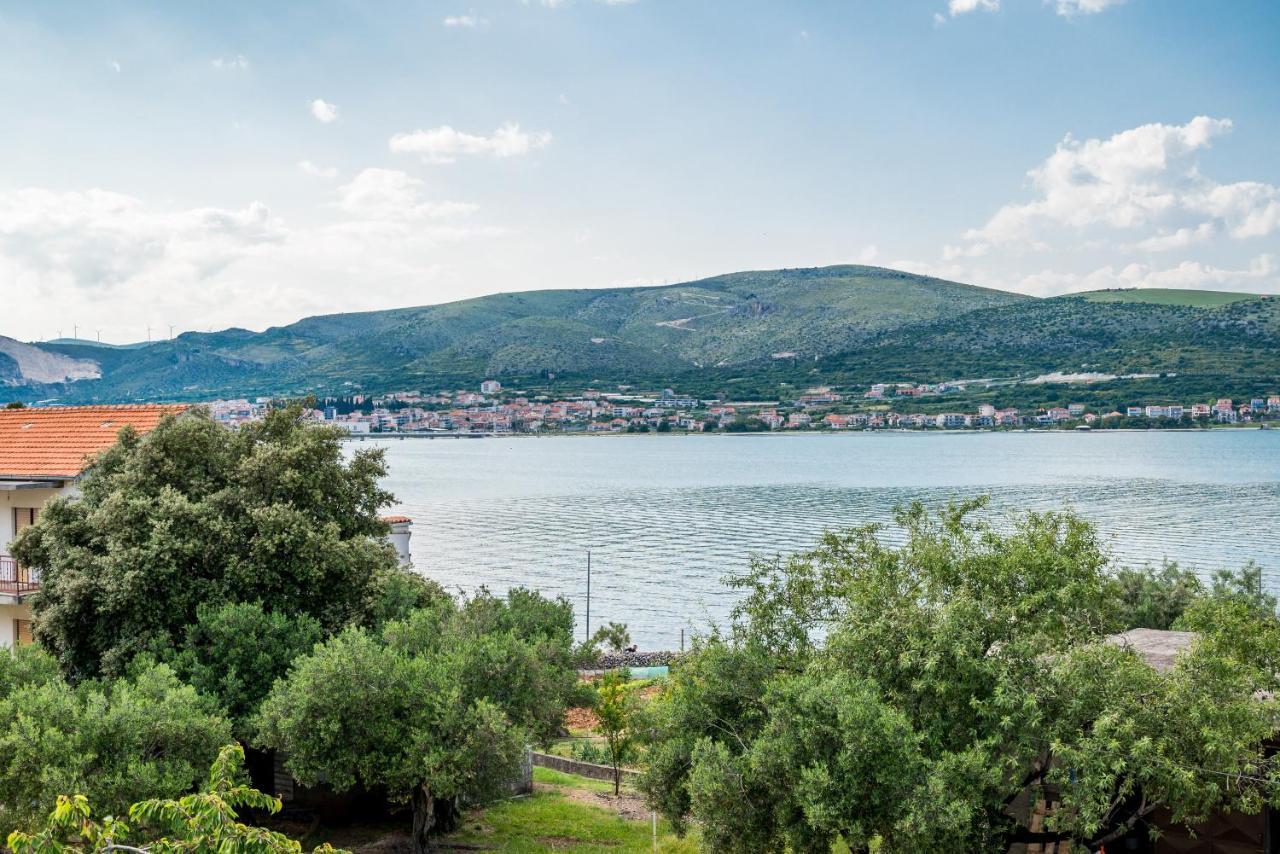 Vdl Apartments Trogir Bagian luar foto