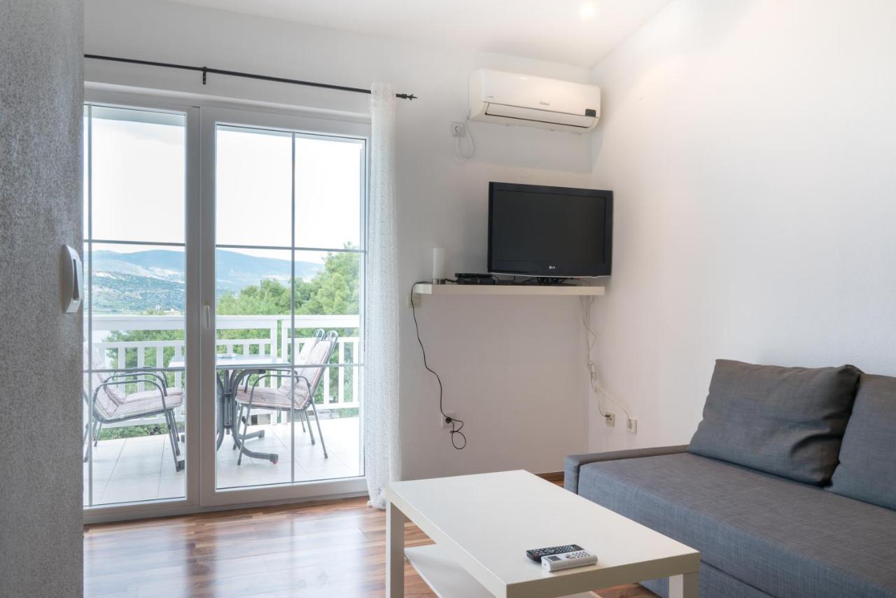 Vdl Apartments Trogir Bagian luar foto