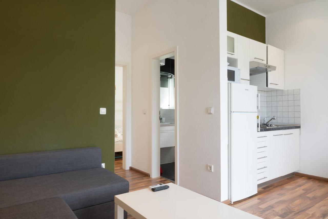 Vdl Apartments Trogir Bagian luar foto