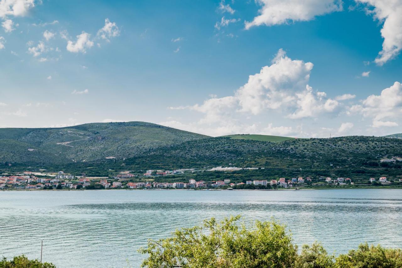 Vdl Apartments Trogir Bagian luar foto