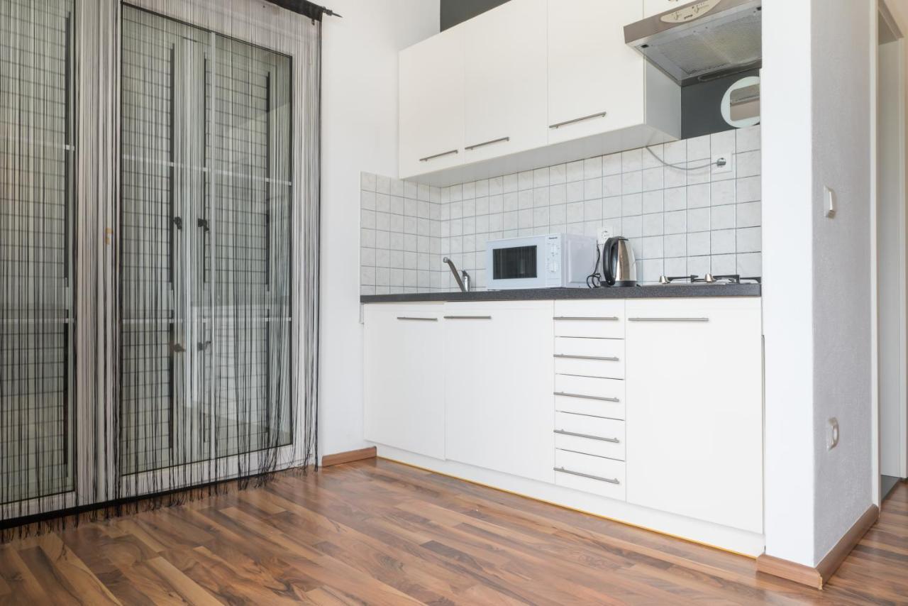 Vdl Apartments Trogir Bagian luar foto