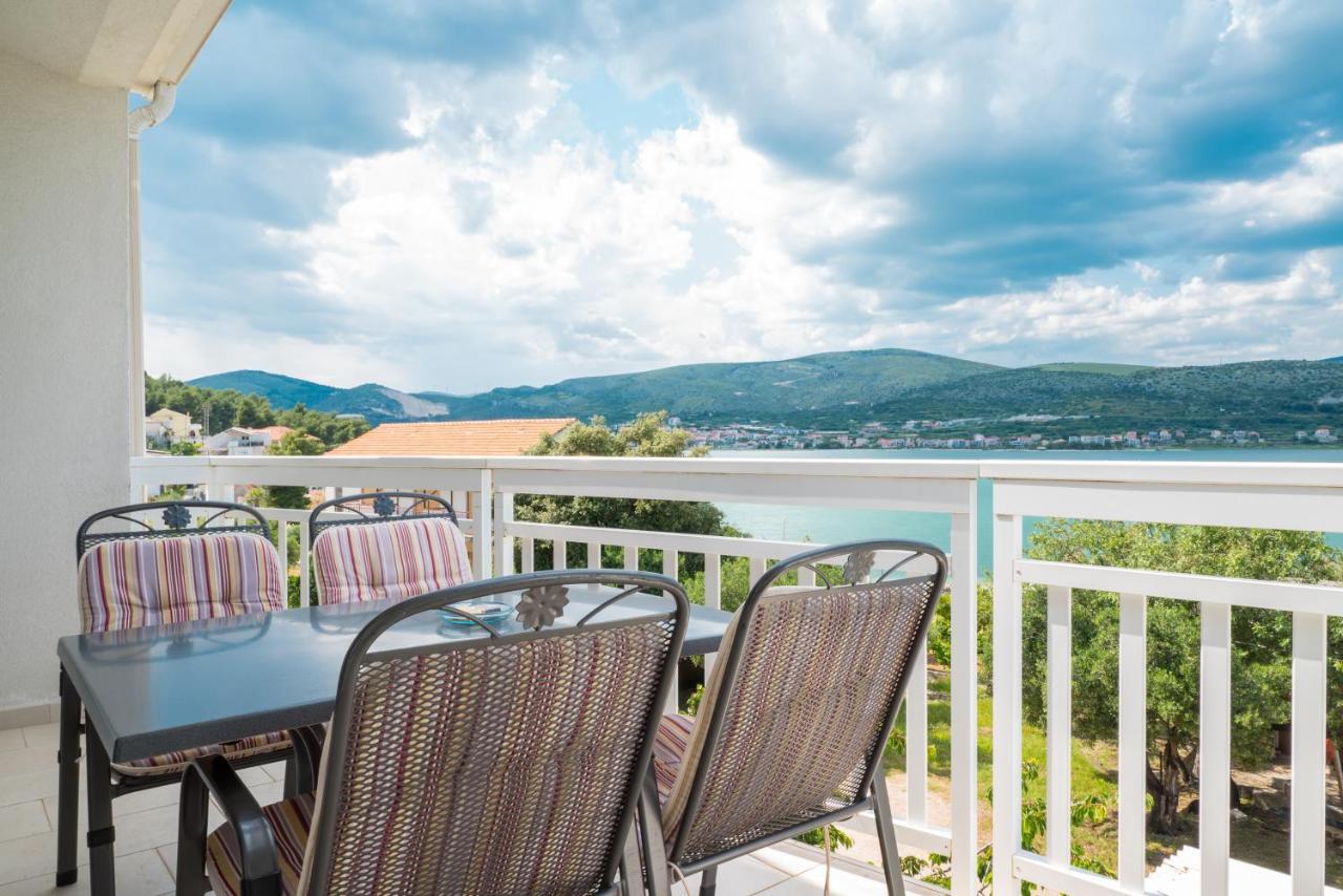 Vdl Apartments Trogir Bagian luar foto
