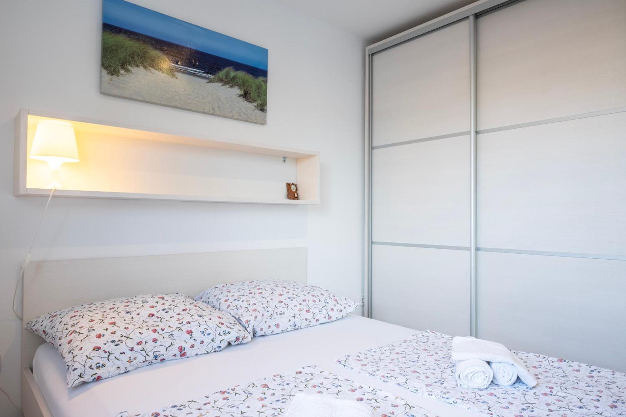 Vdl Apartments Trogir Bagian luar foto